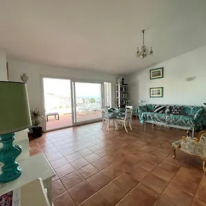 Attic In , With Parking Apartment Cadaqués